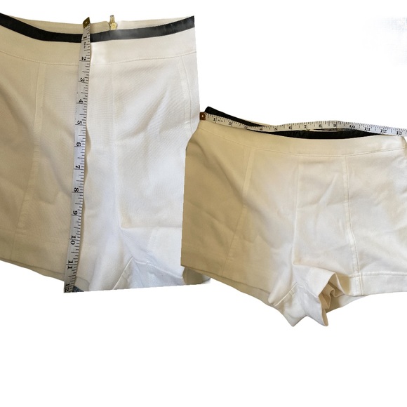 White shorts size small - Picture 5 of 5